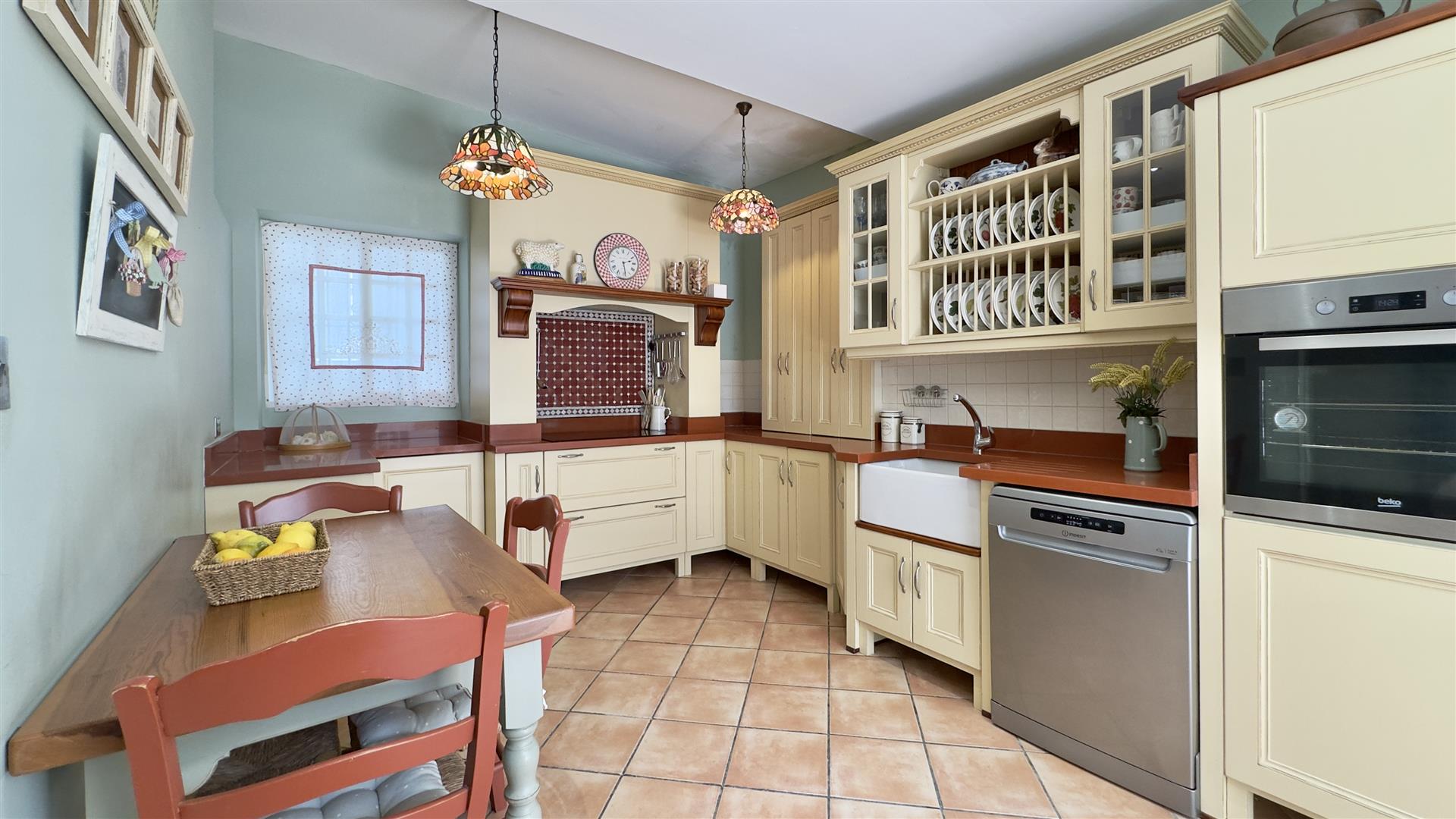 Image of Apartment - 3 Bedrooms - 1 Bathrooms for Sale in Town Area-Gibraltar, Image 3